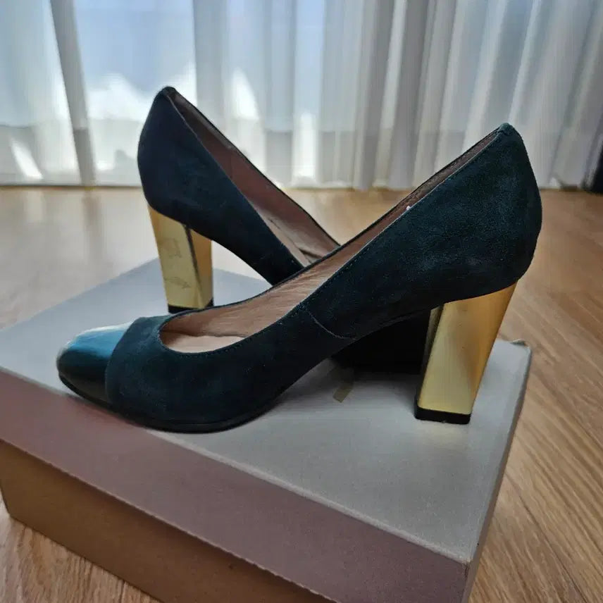 [BUNJANG] Staccato 225mm Suede Heels / 스타카토 구두 225사이즈