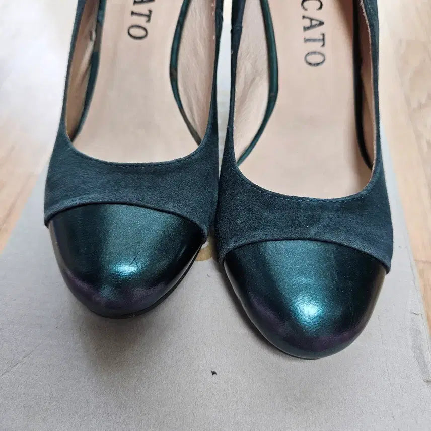 [BUNJANG] Staccato 225mm Suede Heels / 스타카토 구두 225사이즈