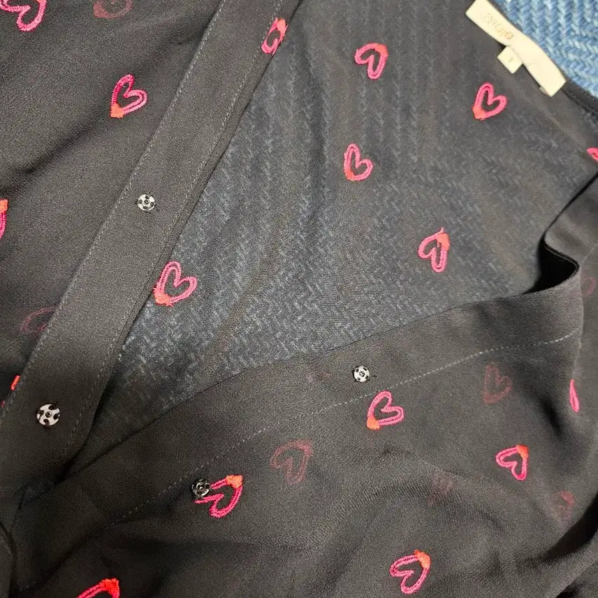 [BUNJANG] Maje Black Heart Pattern Pleated Long Dress / 마쥬블랙 하트 패턴 반팔 롱 원피스