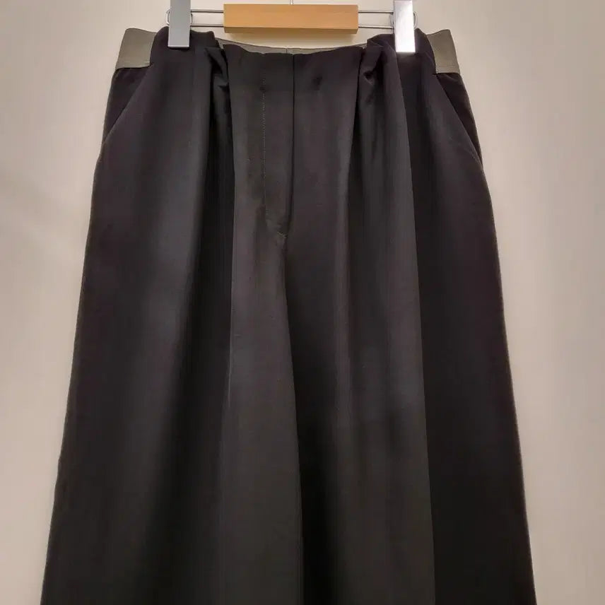 [SOLD OUT] 시스템 뒷밴딩 와이드 팬츠