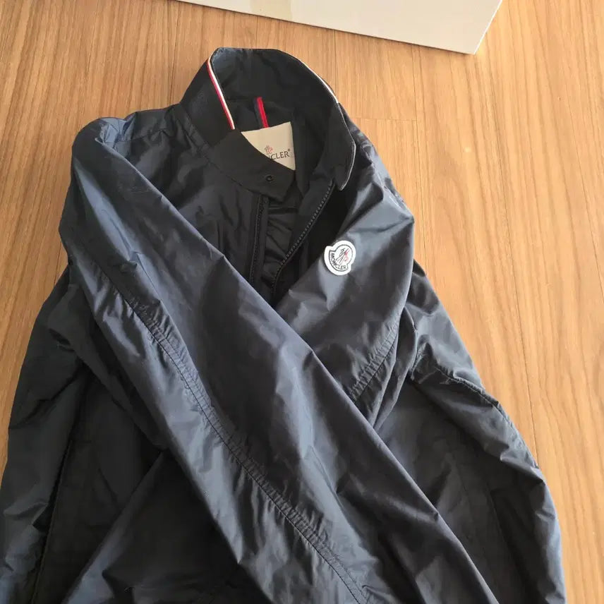 [BUNJANG] Moncler Black Windbreaker Jacket / 몽클레어 블랙 바람막이 자켓