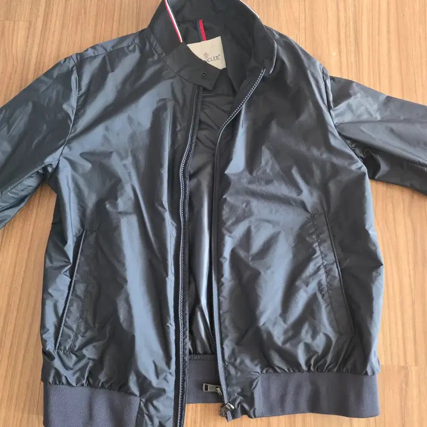 [BUNJANG] Moncler Black Windbreaker Jacket / 몽클레어 블랙 바람막이 자켓