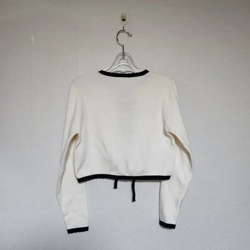 [BUNJANG] Plastic Island Ribbon Point Crop Cardigan / 텍새옷 플라스틱아일랜드 리본 포인트 크롭 가디건 프리