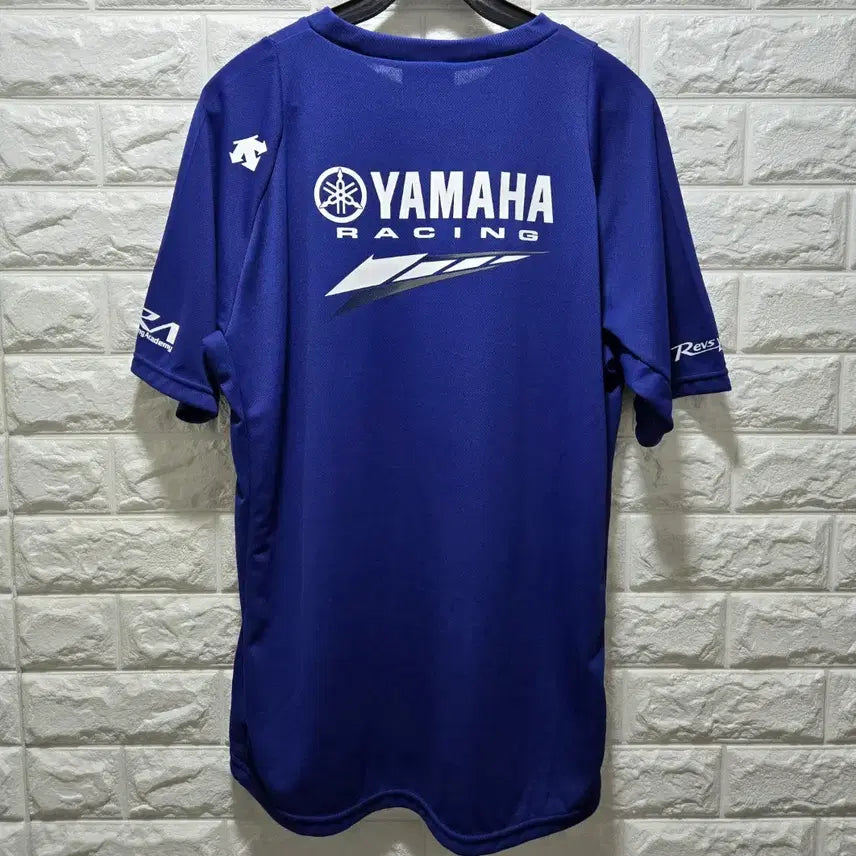 [SOLD OUT] 거의새것/ 데상트 야마하 야마루브 레이싱 기능성 반팔티 105~110