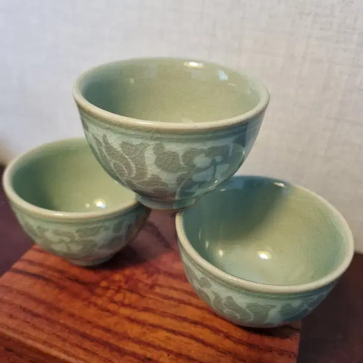 [BUNJANG] Yerim Ceramic Celadon Peony Design Tea Set / [예림도예 작품] 청자 모란문 3인 다관 공도배 다기세트