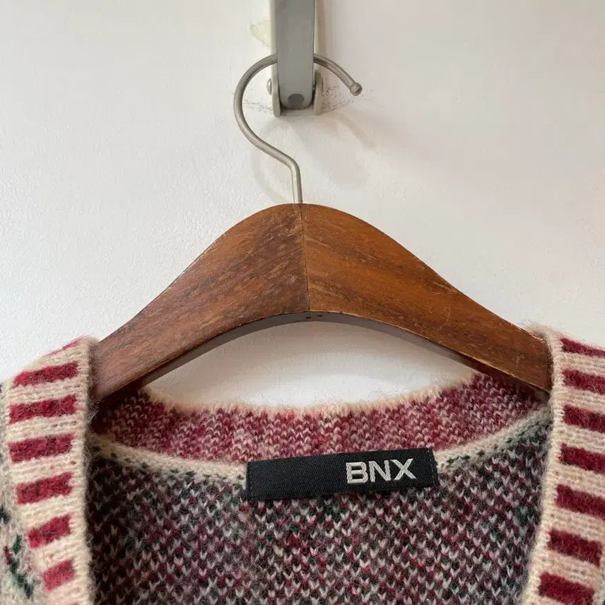 [BUNJANG] BNX Pattern Knit Vest Cardigan / BNX 패턴 니트 조끼 가디건 F