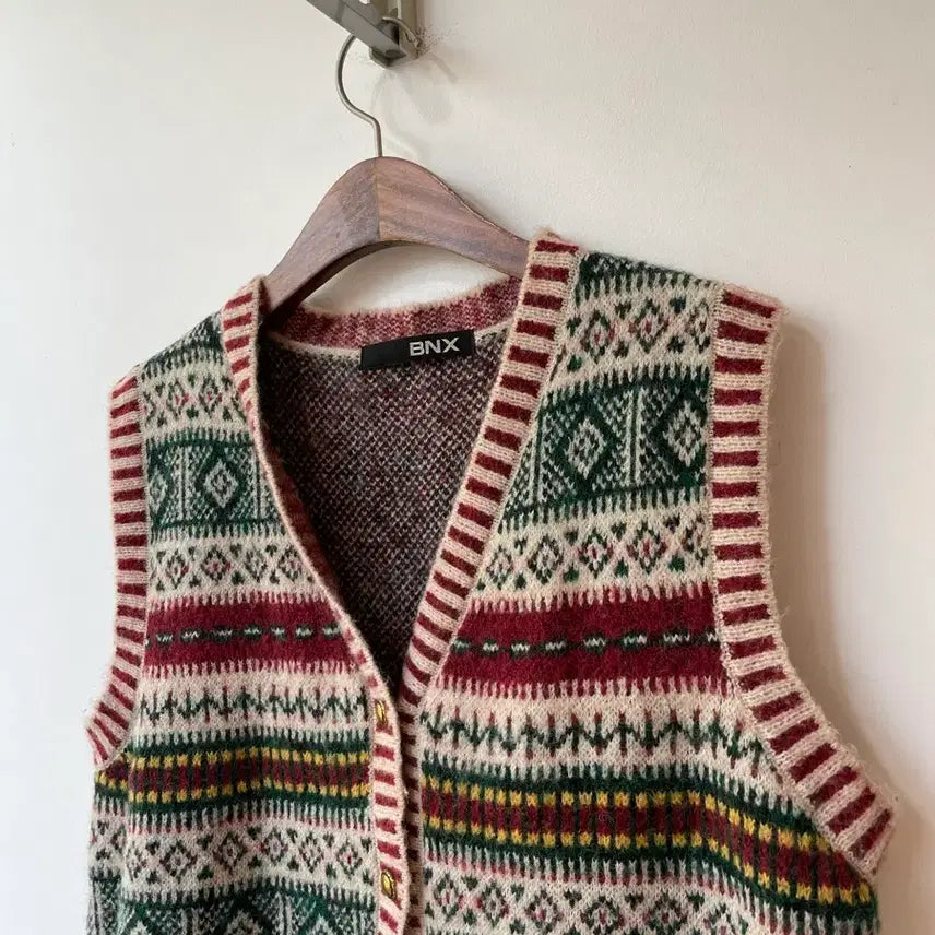 [BUNJANG] BNX Pattern Knit Vest Cardigan / BNX 패턴 니트 조끼 가디건 F