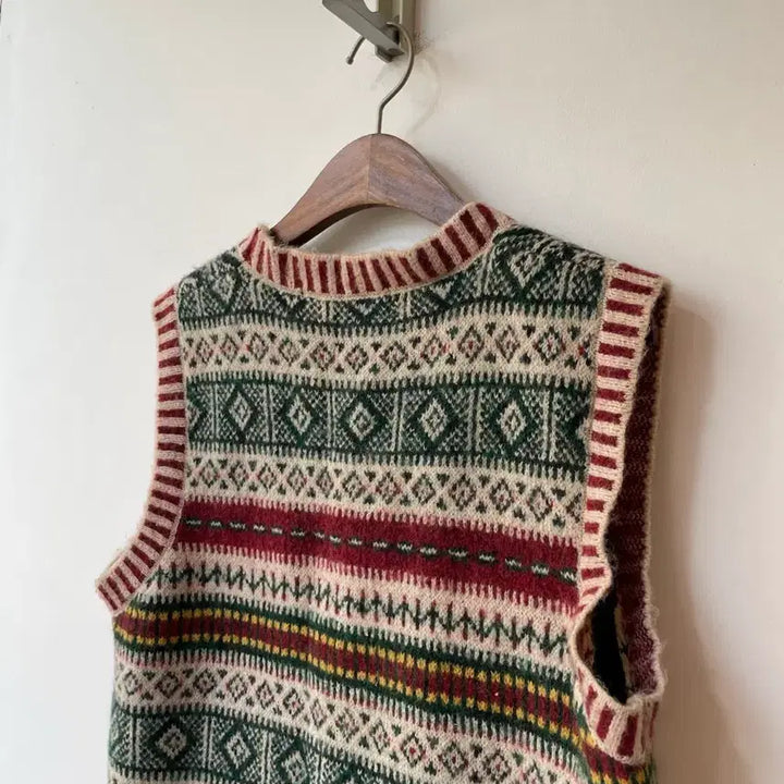 [BUNJANG] BNX Pattern Knit Vest Cardigan / BNX 패턴 니트 조끼 가디건 F