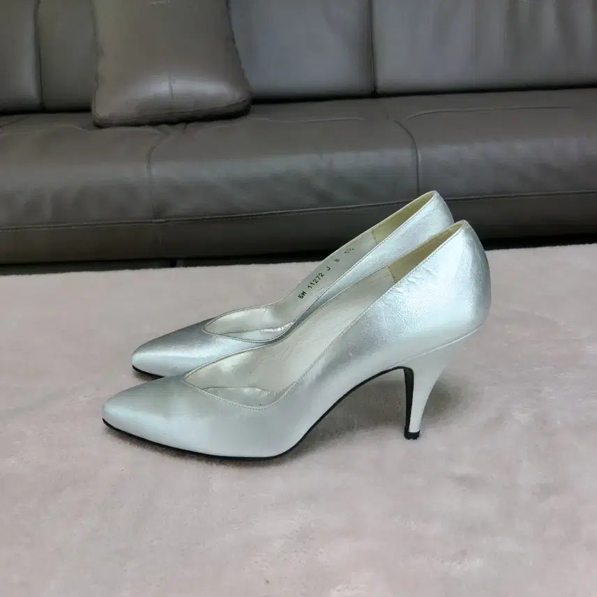 [BUNJANG] Stuart Weitzman Pumps / (225)스튜어트 와이츠먼 펌프스