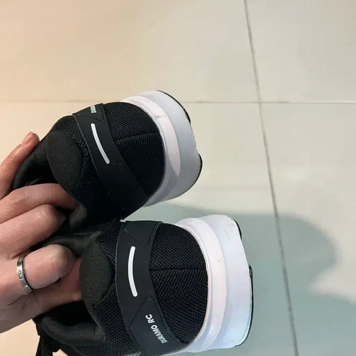 [BUNJANG] Adidas Duramo Wide Fit Sneakers / 아디다스 듀라모 발볼넓은 운동화 거의 새제품