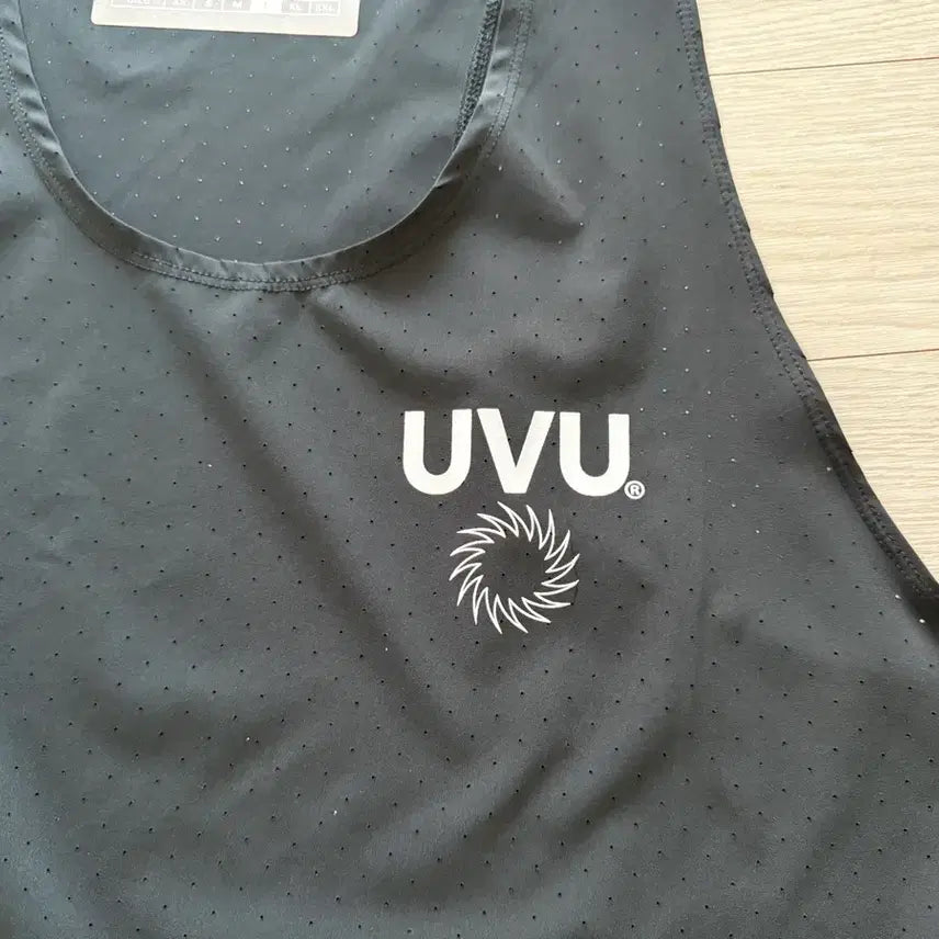 [SOLD OUT] UVU 트레이닝 베스트 블랙