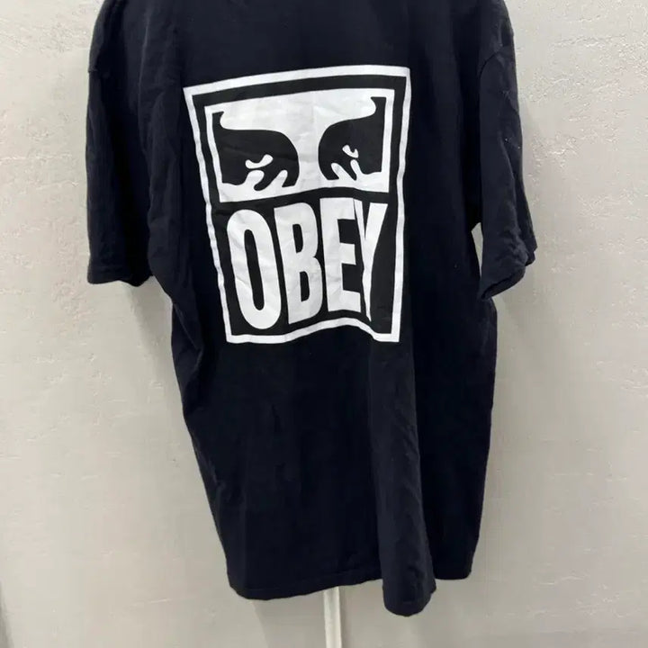 [BUNJANG] OBEY Eyes Icon 2 Classic T-Shirt Black L / 오베이 아이즈 아이콘 2 클래식 티셔츠 블랙 L