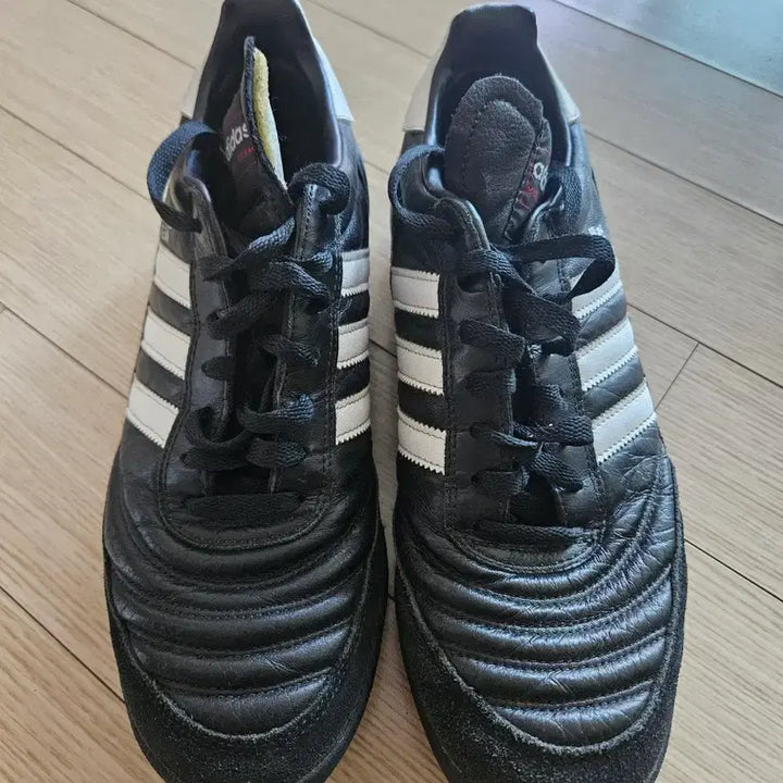 [BUNJANG] Adidas Mundial Futsal Shoes 275 / 아디다스 문디알 풋살화 275