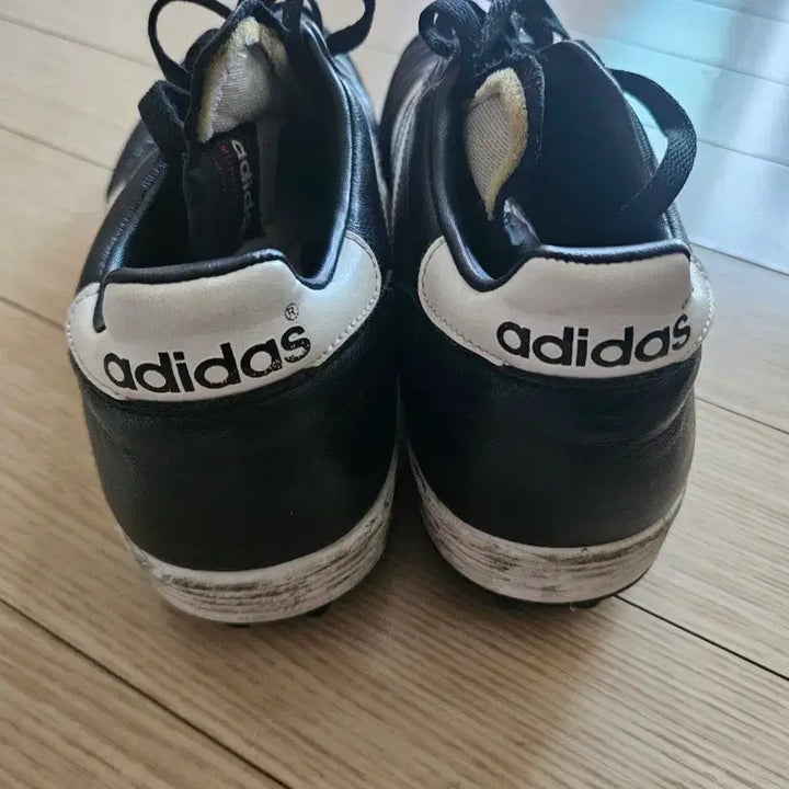 [BUNJANG] Adidas Mundial Futsal Shoes 275 / 아디다스 문디알 풋살화 275