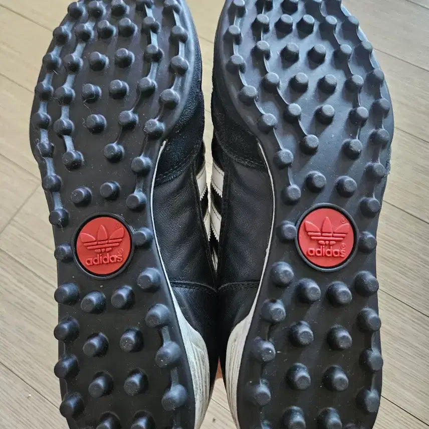 [BUNJANG] Adidas Mundial Futsal Shoes 275 / 아디다스 문디알 풋살화 275