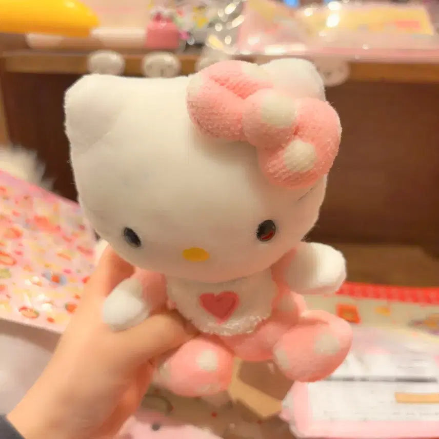 [SOLD OUT] 고전 산리오 베이비 헬로키티 아기 인형