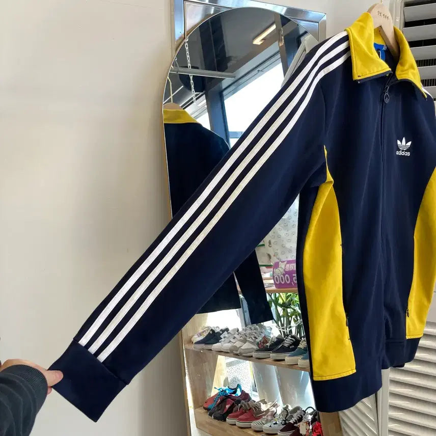 [BUNJANG] Adidas Europa Jersey XL / 아디다스 유로파 져지 XL(105) Adidas Europa Jersey