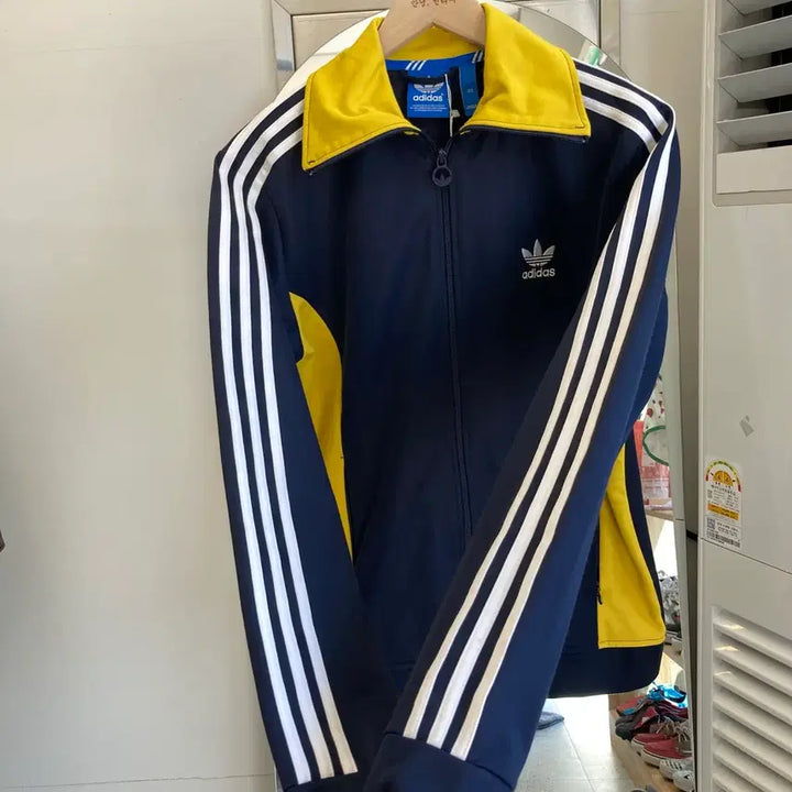 [BUNJANG] Adidas Europa Jersey XL / 아디다스 유로파 져지 XL(105) Adidas Europa Jersey