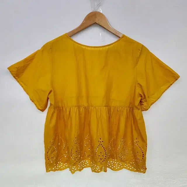 [BUNJANG] Coen Embroidered Blouse / coen 펀칭자수 블라우스