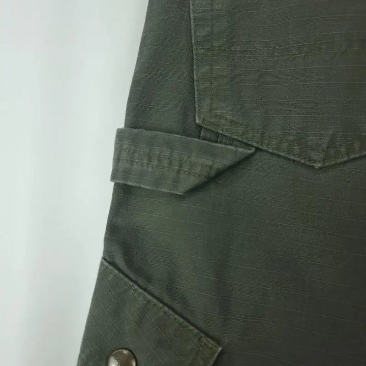 [SOLD OUT] 칼하트 로고 패치 버뮤다 워크 카고 반바지 M20188