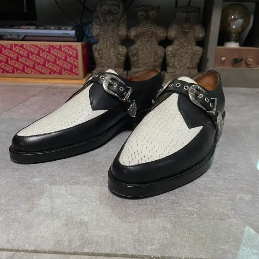 [SOLD OUT] 토가 비릴리스 웨스턴 클리퍼 사이즈 40