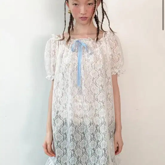 [SOLD OUT] 샵페어리 레이스 드레스