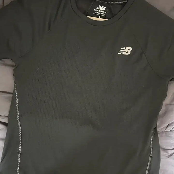 [BUNJANG] New Balance Running Short Sleeve T-Shirt / 뉴발란스 러닝 반팔 티셔츠 S