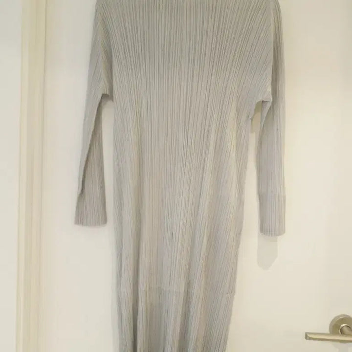 [BUNJANG] Pleats Please Zip-Up Long Cardigan Light Gray / 플리츠플리즈 집업 롱가디건 라이트그레이