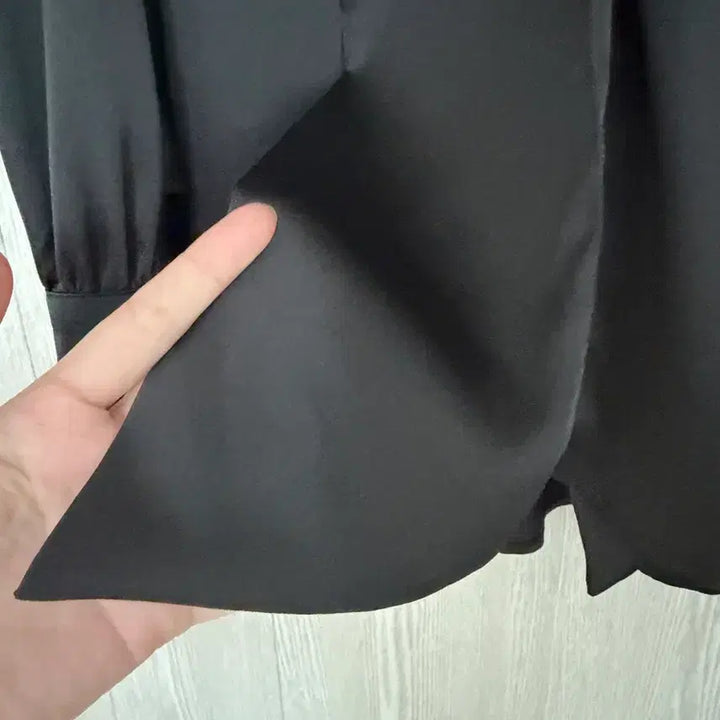 [BUNJANG] H8 Silk Blouse / h8 silk blouse