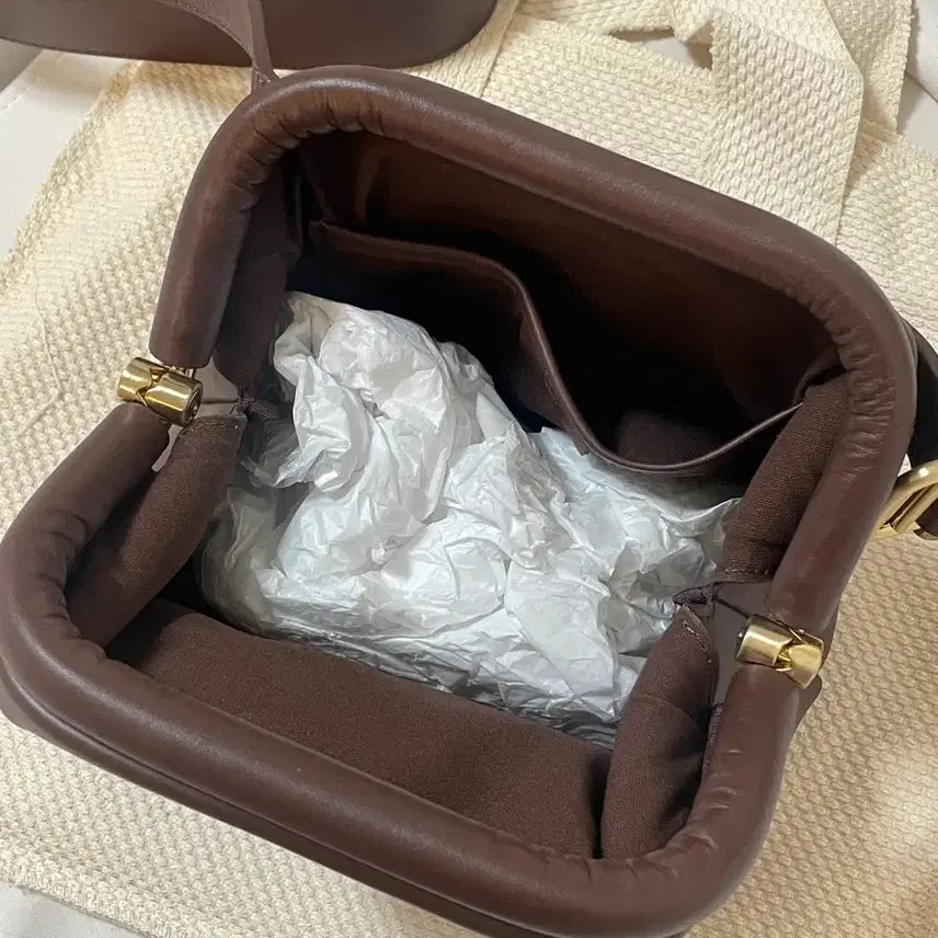 [BUNJANG] OSOI MINI BROT Crossbody Bag / OSOI 오소이 MINI BROT 브라운 판매합니다