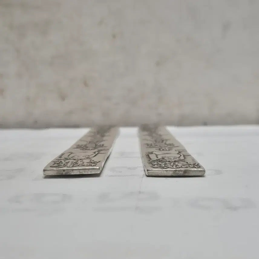 [BUNJANG] Small Embossed Pattern Paperweight Set / [족은] 양각 문양 문진 1세트 (2점) (174)