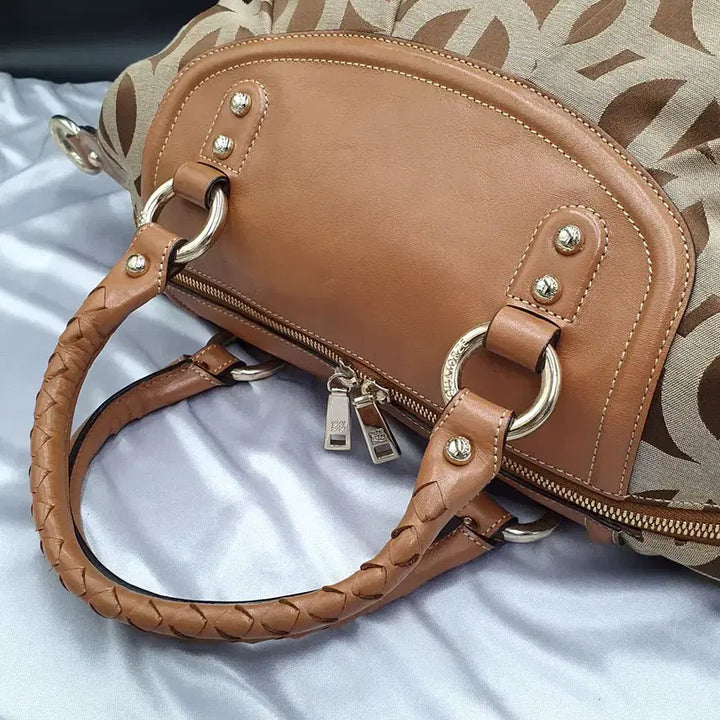 [BUNJANG] Louis Quatorze Luxury Tote Bag / 루이까또즈 로고 럭셔리 토트백 중고 가방 은피아노