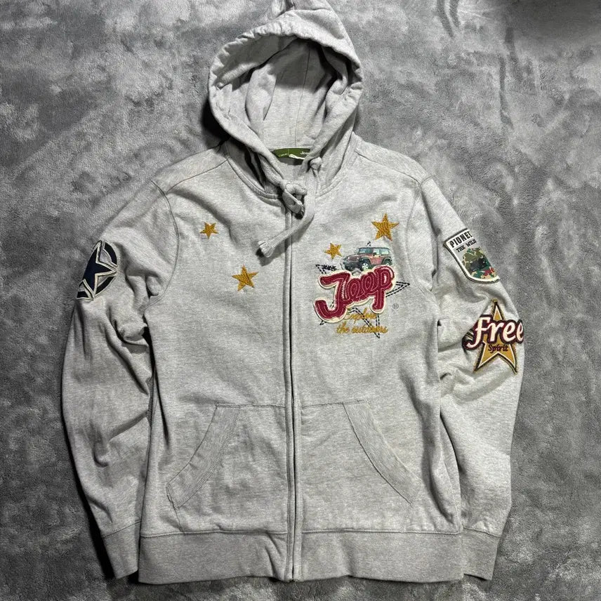 [BUNJANG] Jeep Embroidered Patch Hoodie Zip-up / 지프 자수 와펜 후드집업
