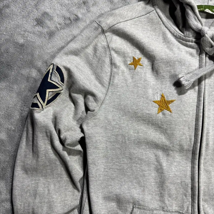 [BUNJANG] Jeep Embroidered Patch Hoodie Zip-up / 지프 자수 와펜 후드집업