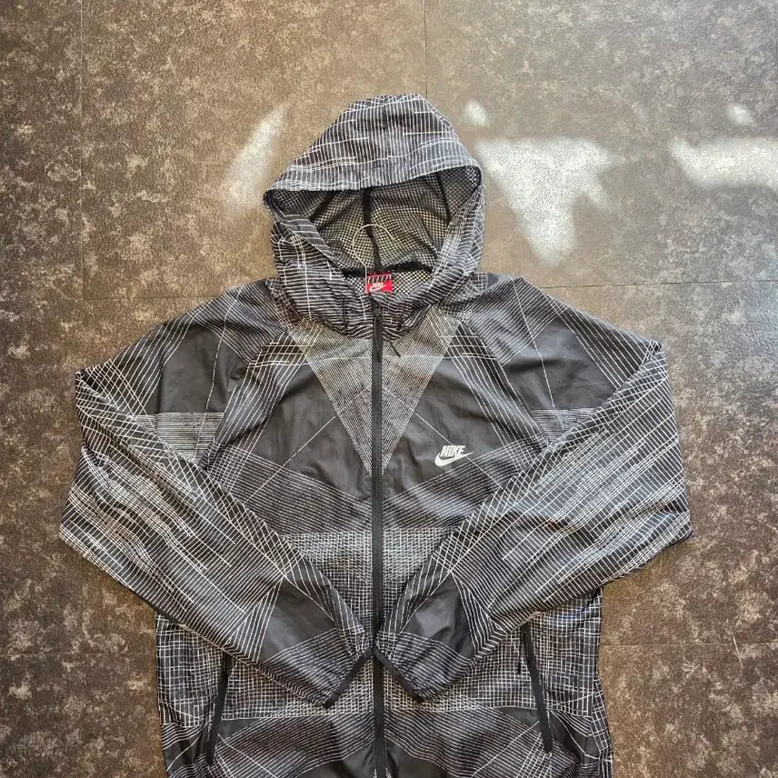 [BUNJANG] Nike Printed Running Windbreaker Jacket / 나이키 프린티드 런닝 바람막이 (방풍)