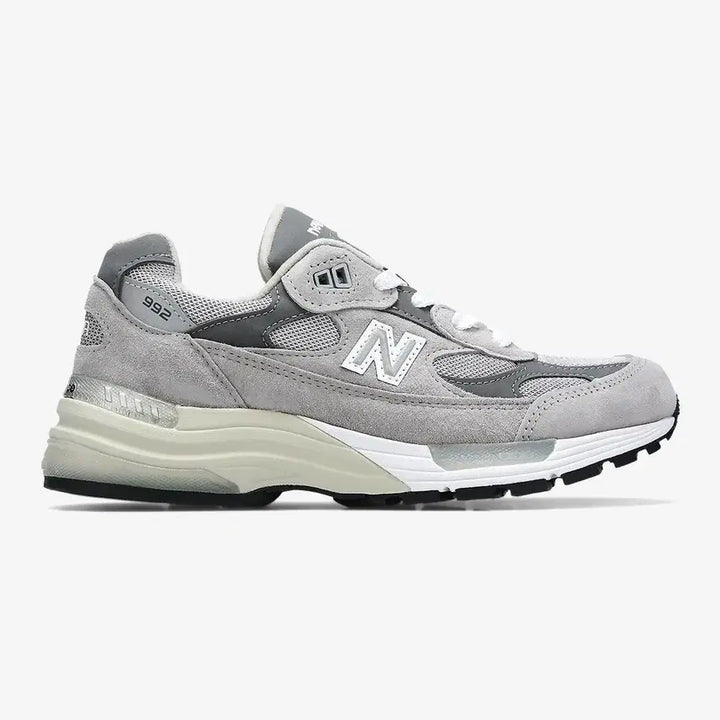[BUNJANG] New Balance 992 Gray Sneakers / 뉴발란스 / 뉴발 992 그레이 / 260