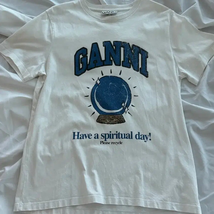 [BUNJANG] GANNI Glass Bead Printed T-shirt / GANNI 가니 유리구슬 프린팅 반팔 티셔츠