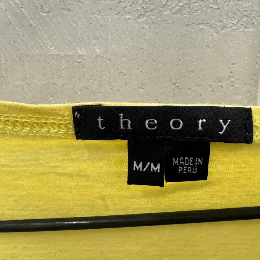 [BUNJANG] Theory Yellow Wrap Style Short Sleeve T-Shirt / 띠어리 옐로우 랩 스타일 반팔 티셔츠 M