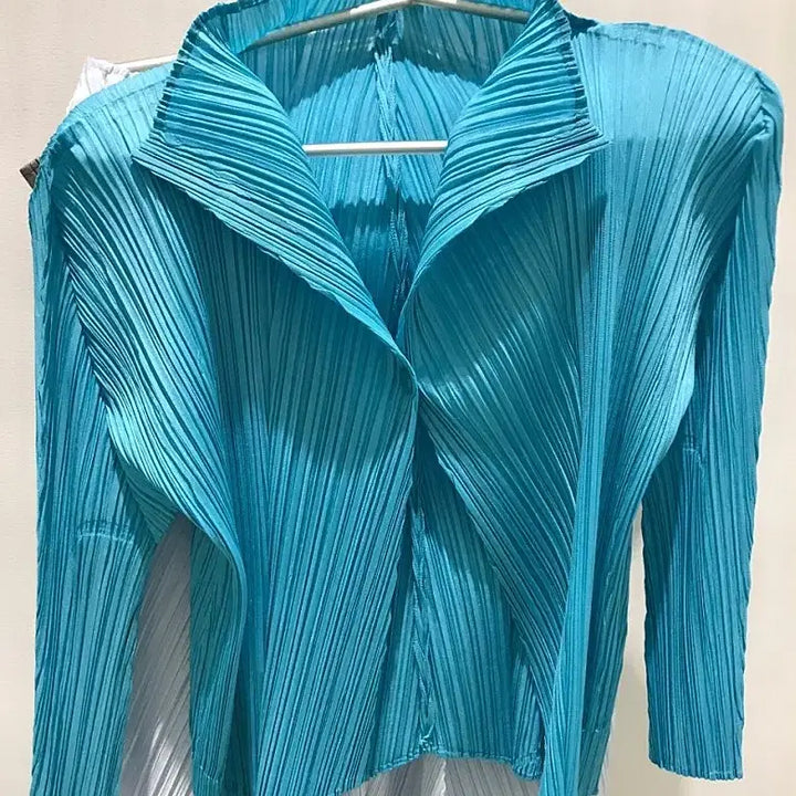 [BUNJANG] Pleats Please One-Button Cardigan Turquoise / 플리츠플리즈 원버튼 가디건 터콰이즈