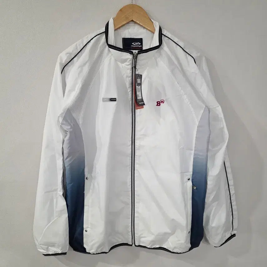 [BUNJANG] Nyxeye White Windbreaker Jacket / 뉴제제 nyxeye 화이트 바람막이 100 사이즈