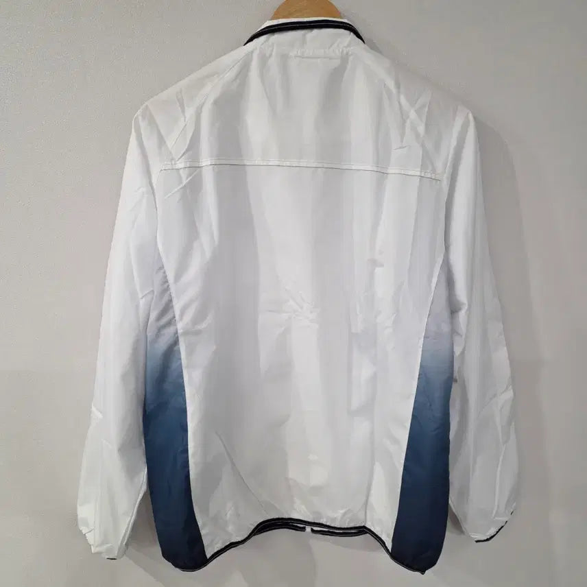 [BUNJANG] Nyxeye White Windbreaker Jacket / 뉴제제 nyxeye 화이트 바람막이 100 사이즈