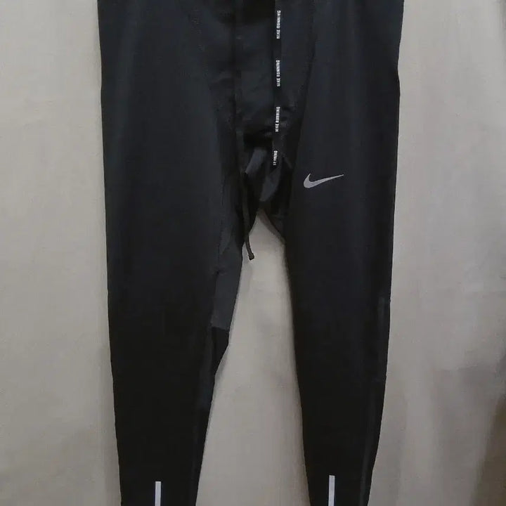 [SOLD OUT] 나이키 러닝 남성  7부 레깅스 블랙 XL(180/84A)