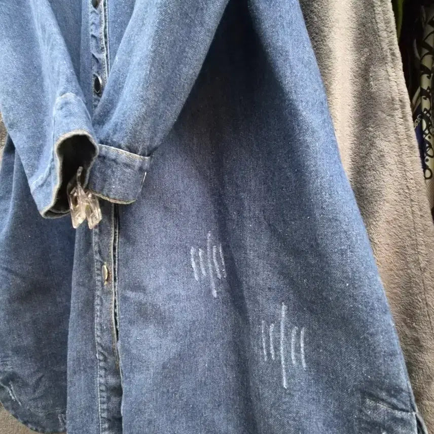 [BUNJANG] Unspecified Denim Long Shirt / 데미지 데님 셔츠 청 남방