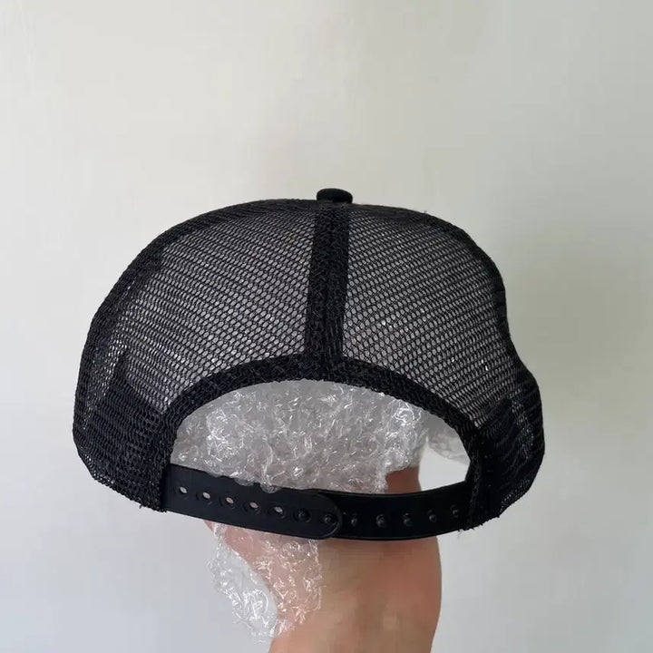[BUNJANG] Disney Mickey Mouse Hotfix Stone Trucker Cap / 디즈니 x 미키마우스 핫픽스스톤 트러커캡
