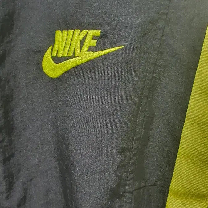 [BUNJANG] Nike Windbreaker Jacket / 나이키 바람막이 자켓