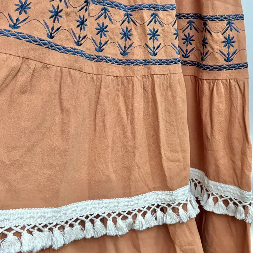 [BUNJANG] Ethnic Embroidery Long Dress / 에스닉 자수 롱 원피스