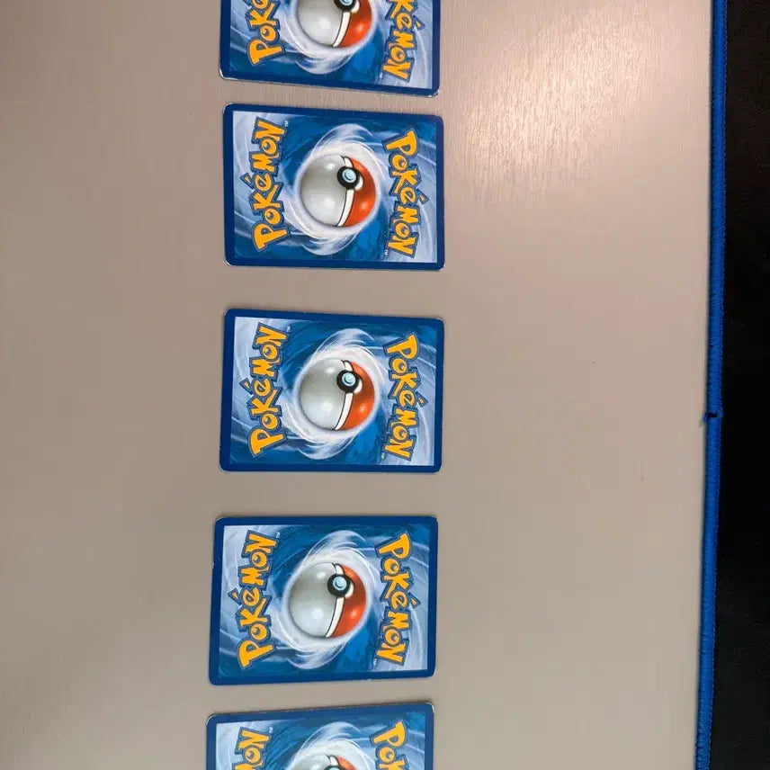 [BUNJANG] Pokemon Card Charizard, Mewtwo, Gyarados, Mew, Zapdos Bundle Set / 포켓몬 카드(리자몽,뮤츠,갸로도스,뮤,뮤츠)네고 받음