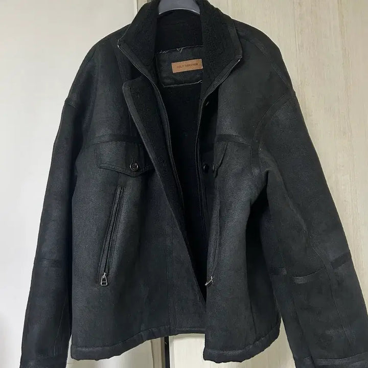 [SOLD OUT] 셀프서비스 빈티지 무스탕 블랙