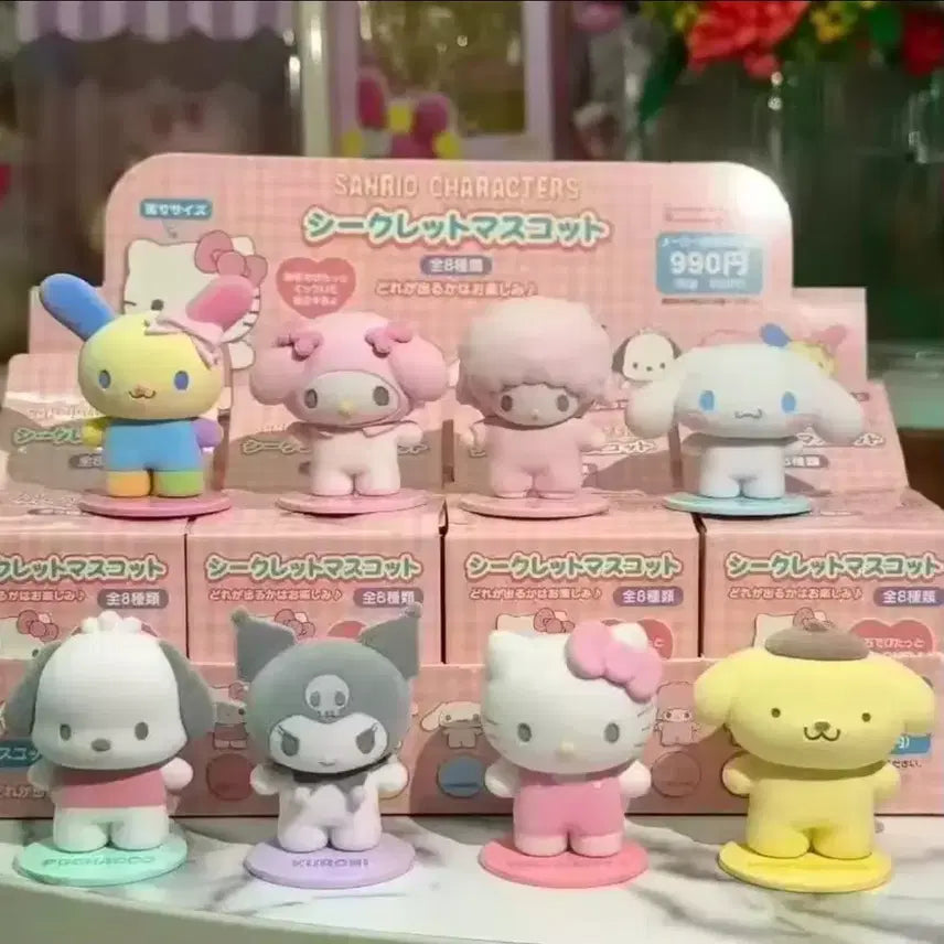 [BUNJANG] Sanrio Kuromi Secret Mascot Figure / (쿠로미) 산리오 캐릭터 시크릿 마스코트 랜덤 피규어