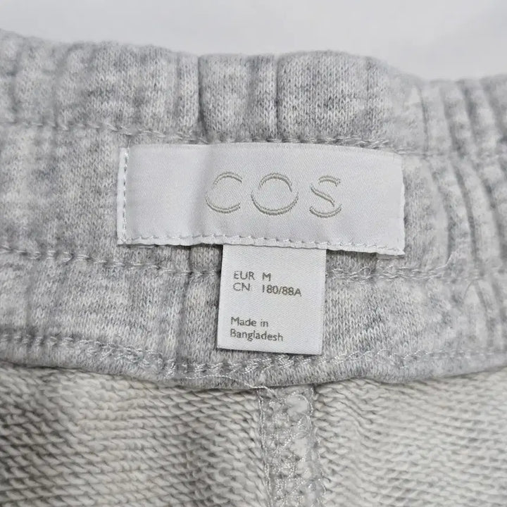 [BUNJANG] 코스 COS 배딩 쇼츠 / 코스 COS 배딩 쇼츠